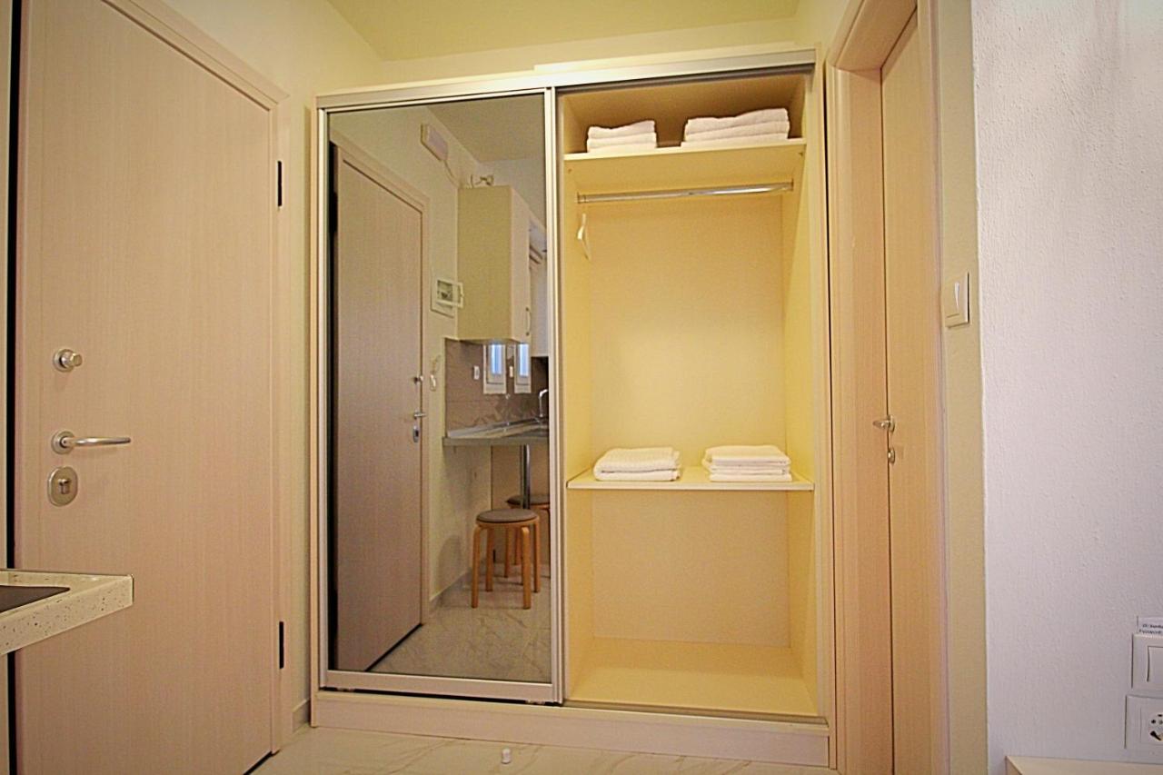 Sky Rays Luxury Apartments 尼基季 外观 照片
