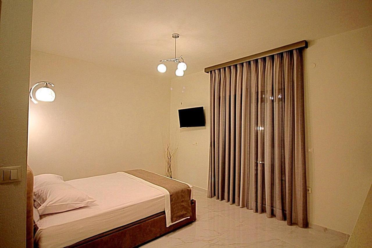 Sky Rays Luxury Apartments 尼基季 外观 照片