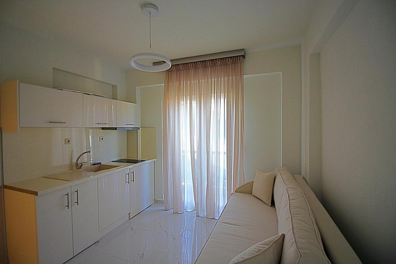 Sky Rays Luxury Apartments 尼基季 外观 照片